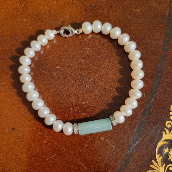 N/A Jewelry - Genuine Pearl and Jade Bracelet